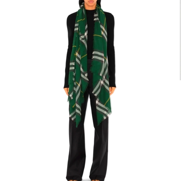 NWT$490 BURBERRY Giant Check Logo Pattern Fringed Trim Green Wool Twill Scarf - Picture 5 of 16